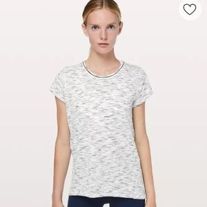 Lululemon Another Mile Short Sleeve Size 8